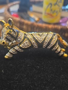 Goldtone & Black Zebra Crystal Brooch - Elegant Animal Pin